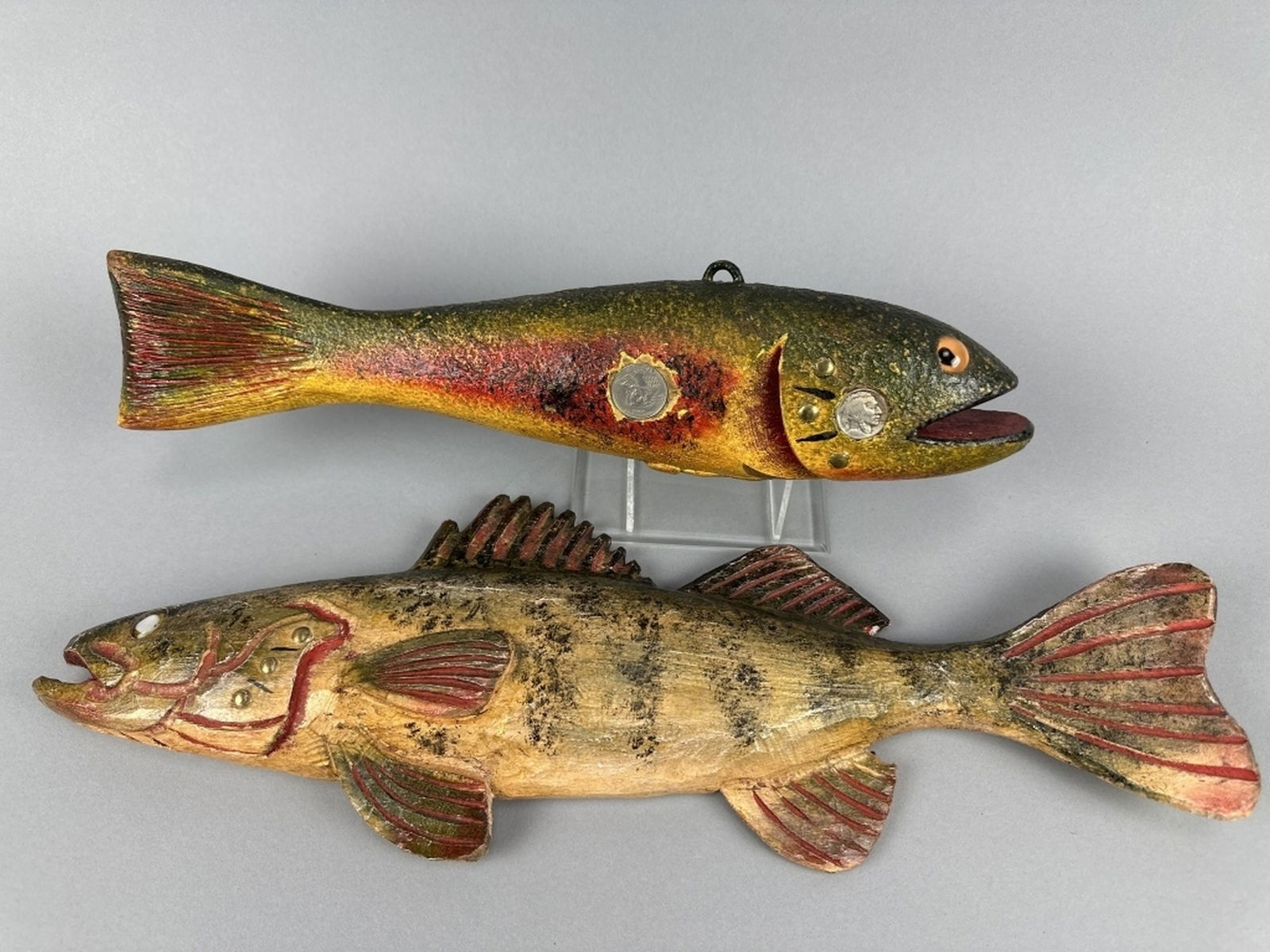 2 Duluth Fish Decoy Carvings (1 of 18)