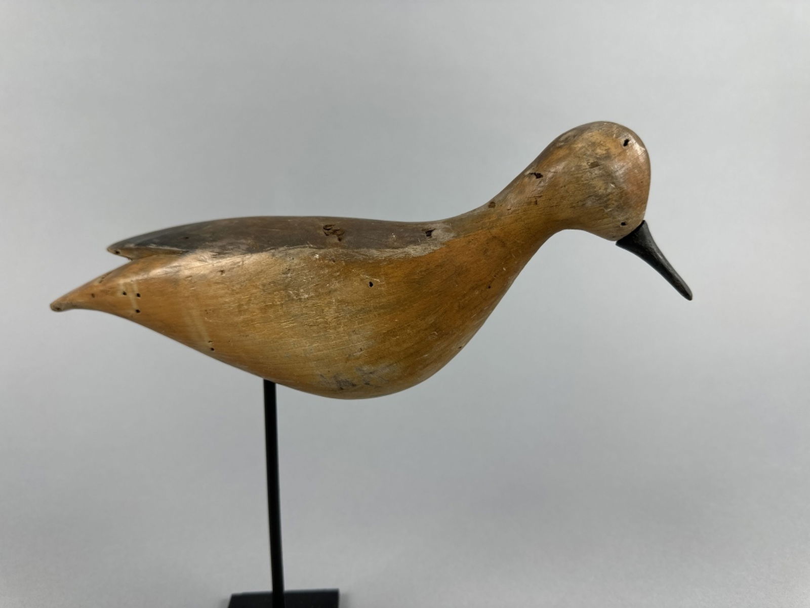 Delbert "Cigar" Daisey Shorebird Decoy (1 of 7)