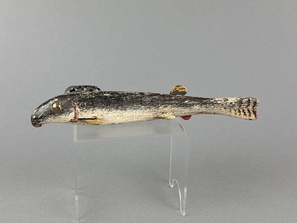 Oscar Peterson Sucker Spearing Decoy (1 of 6)