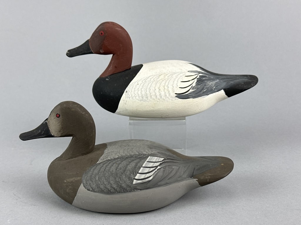 Capt. Rog. Urie Pr of 1/3 Canvasback Duck Decoys (1 of 18)