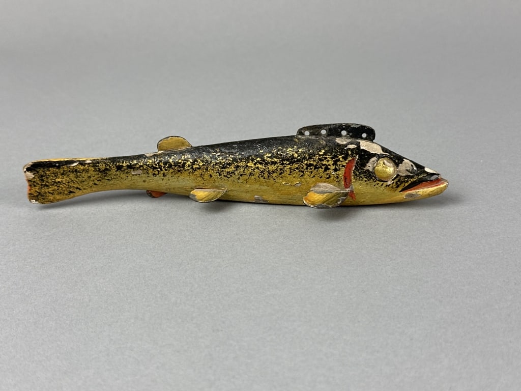 Rare Oscar Peterson Walleye Spearing Decoy (1 of 7)