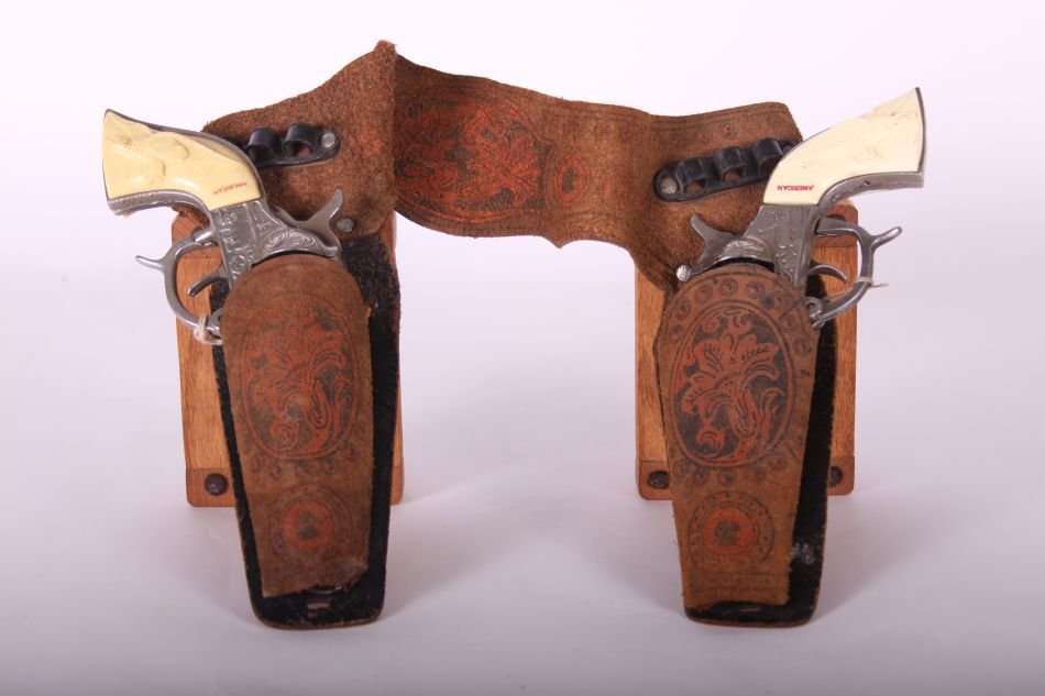 Pr of Kilgore, Cast Iron, American Cap Guns, Rare Guns,: Pr of Kilgore, Cast Iron, American Cap Guns, Rare Guns, w/ Double Holster and Belt