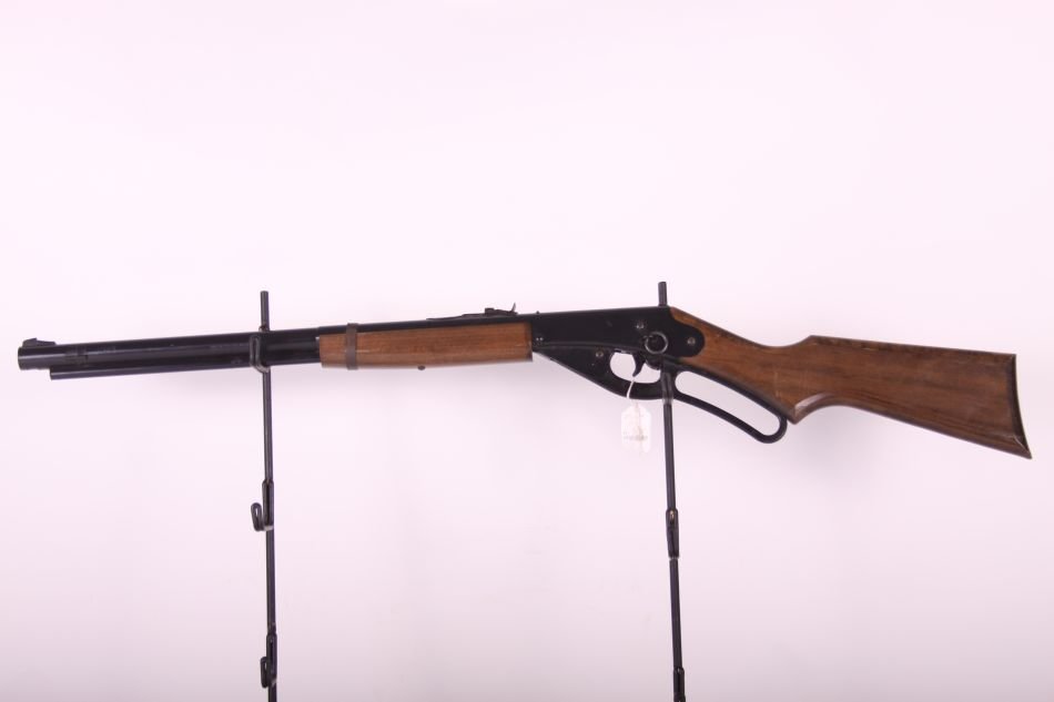 Daisy Red Ryder Mdl 1938B BB Gun, Lever Action, Wood: Daisy Red Ryder Mdl 1938B BB Gun, Lever Action, Wood Stock, Rogers, AR, Fires