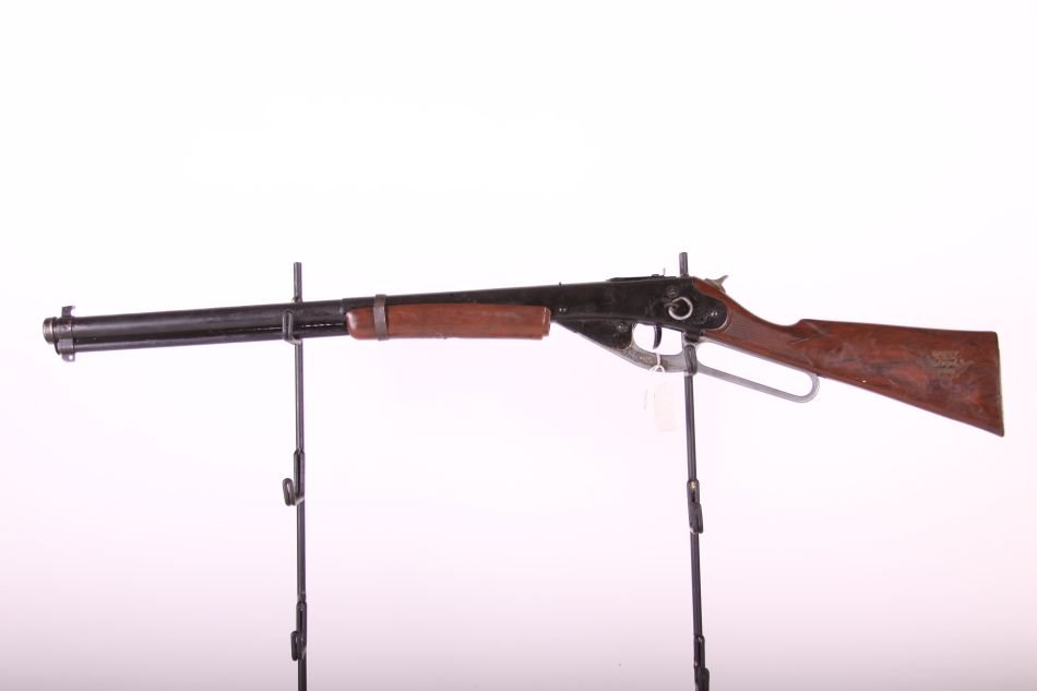 Daisy, Mdl 94, Red Ryder Carbine, BB Gun, Lever Action,: Daisy, Mdl 94, Red Ryder Carbine, BB Gun, Lever Action, Plastic Stock & Barrel Fore Grip, Rest of Information Illegible, Fires