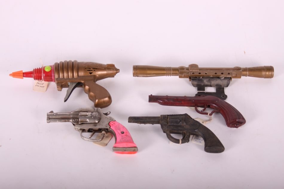 Lot of Toy & Cap Guns & Daisy Scope, Hi-Ho Cap Pistol,: Lot of Toy & Cap Guns & Daisy Scope, Hi-Ho Cap Pistol, Arcop Rubber Pistol, Ideal Rubber Band Gun, Razer Ray Gun,