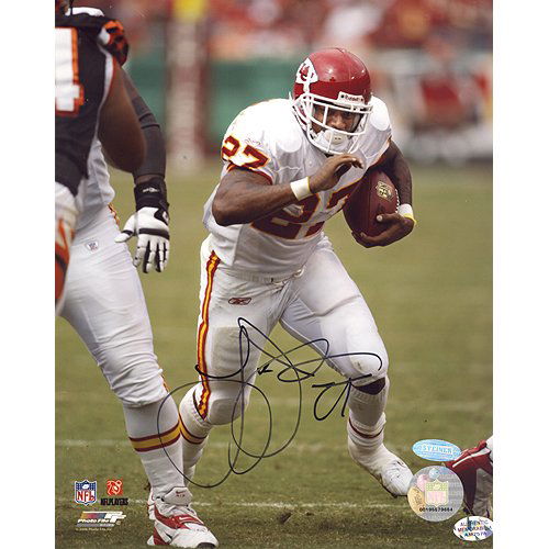 Larry Johnson Chiefs Action 8X10 Photo (AM Auth) (Imper: Larry Johnson Chiefs Action 8X10 Photo (AM Auth) (Imperfect)