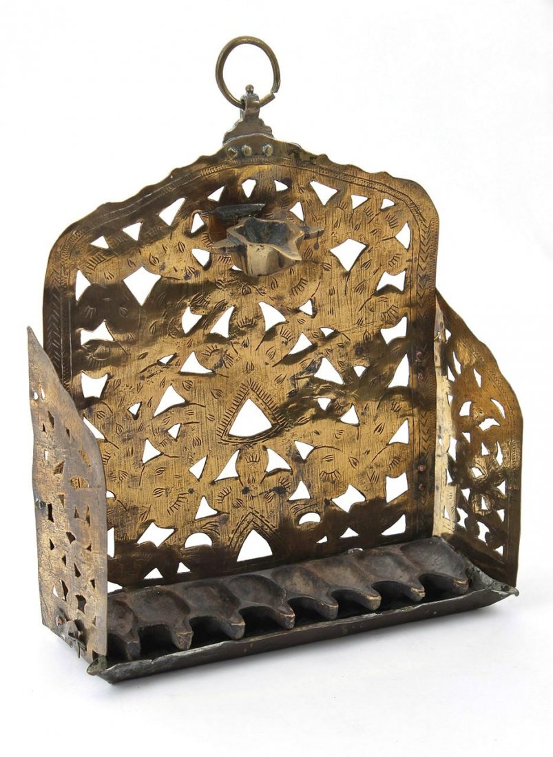 Copper hanukkiyah, Morocco (Mojdor). End of the 19th: For hanging, foundry work and hand engraving. Height 26cm