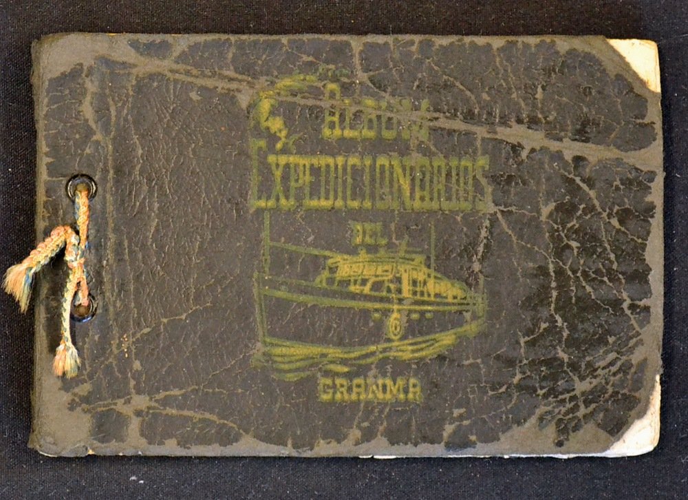 Cuba Operacion Granma Habana Booklet scarce Cuban: Cuba Operacion Granma Habana Booklet scarce Cuban 'Album Expedicionarios del Granma'^ about the expedition to Cuba in the Granma Yacht^ December 2^ 1956^ inside the book has the photo of all expeditio
