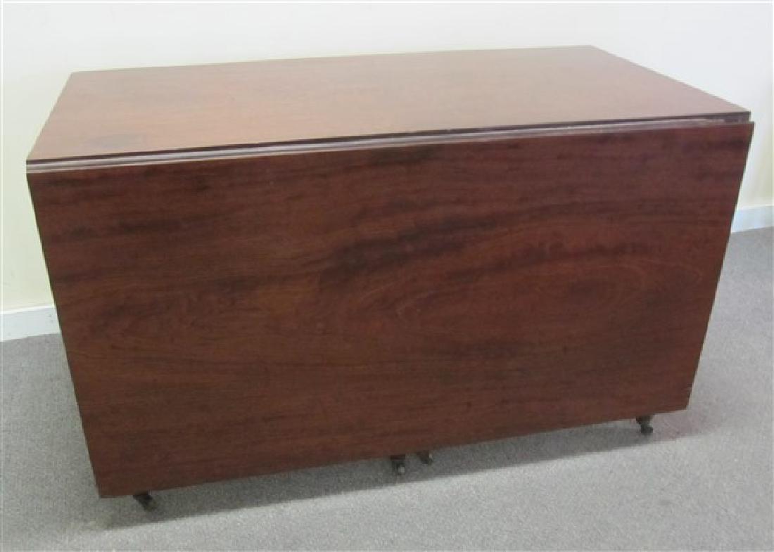 Drop Leaf Banquet Table with Acanthus Legs: Drop Leaf Banquet Table with Acanthus Legs