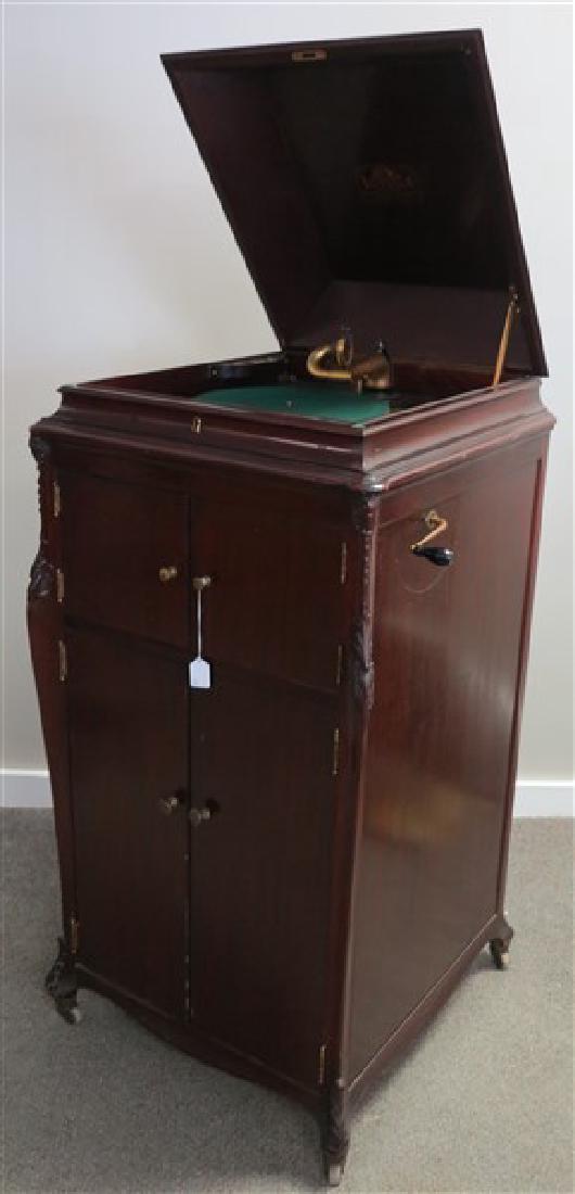 Victor Victrola: Victor Victrola