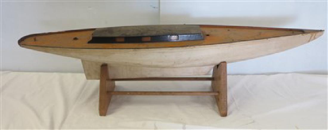 Pond Sailer: Pond Sailer