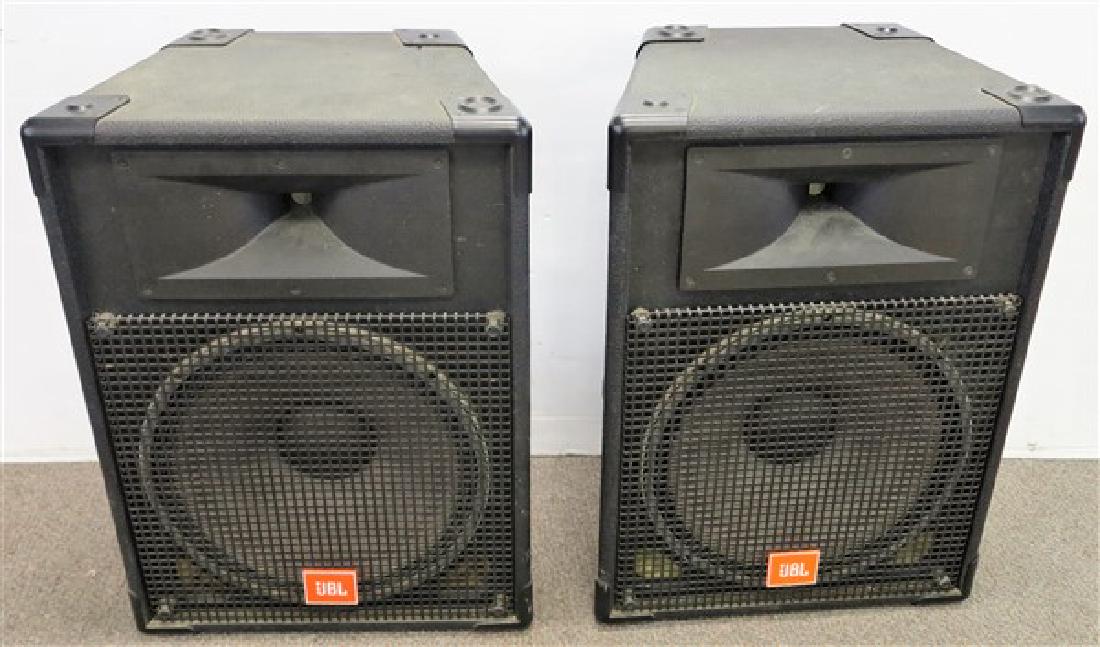Jbl mr825 sales