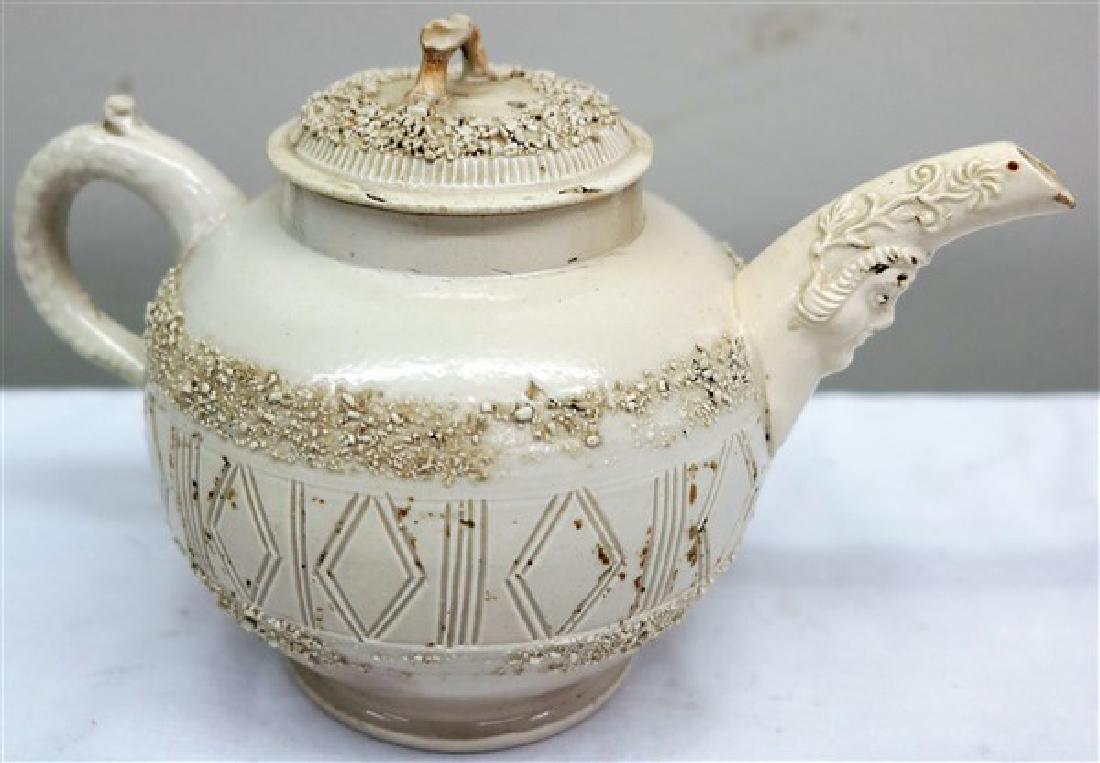 4 1/2" 18th century creamware teapot (1 of 1)