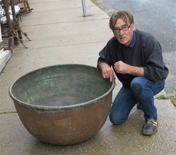 Large copper cauldron (1 of 1)