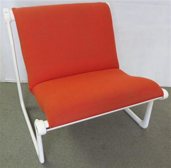 Mid-century knoll chair: Mid-century knoll chair