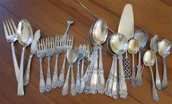 Misc sterling flatware (1 of 1)