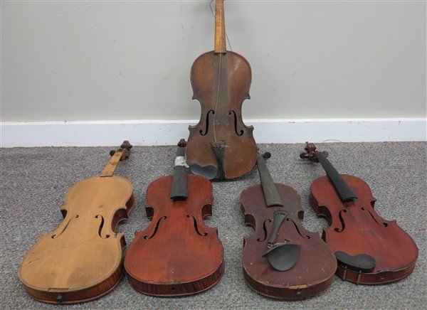 5 violins: 5 violins