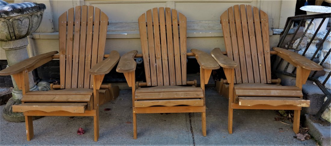 3 Adirondack Chairs: 3 Adirondack Chairs