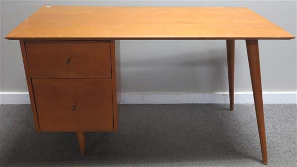 Paul McCobb Desk: Paul McCobb Desk