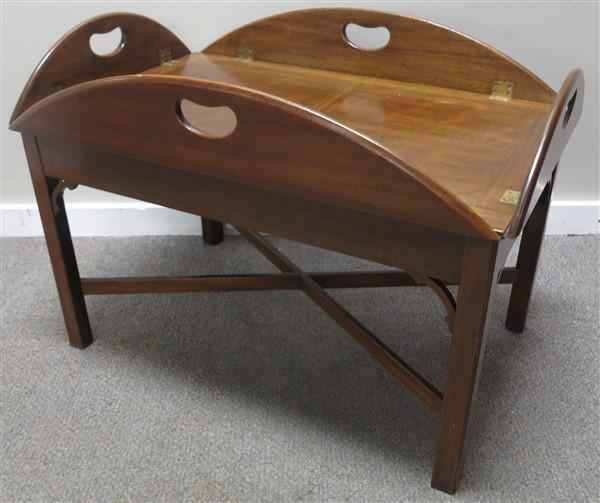 Kittinger Coffee Table: Kittinger Coffee Table