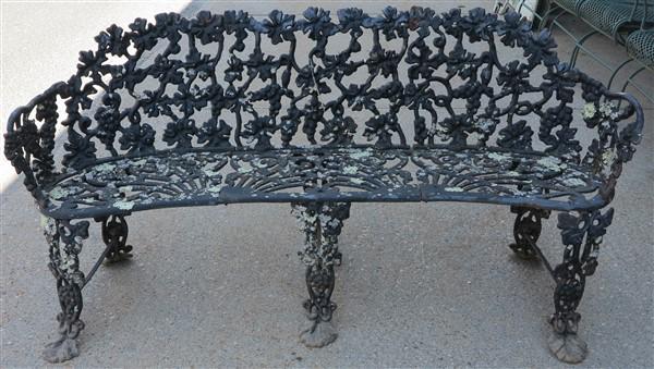 Iron garden bench 4'9" (1 of 3)