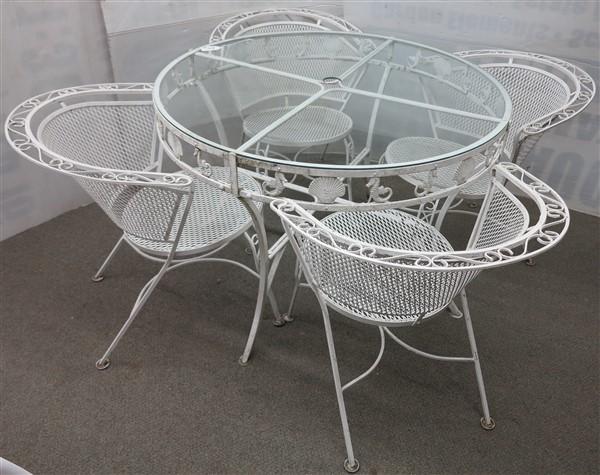5 pce aluminum vintage patio set w/ 42" round tbl (1 of 5)