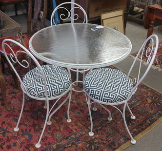 4 Pc Iron Patio Set: 4 Pc Iron Patio Set