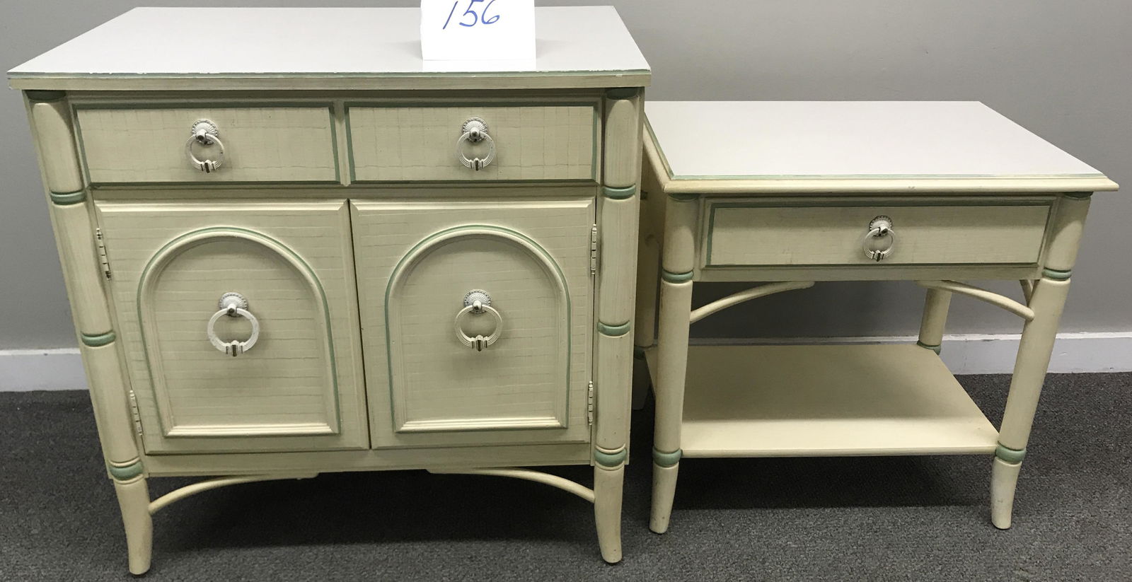 2 Pretty Thomasville chests: 2 Pretty Thomasville chests