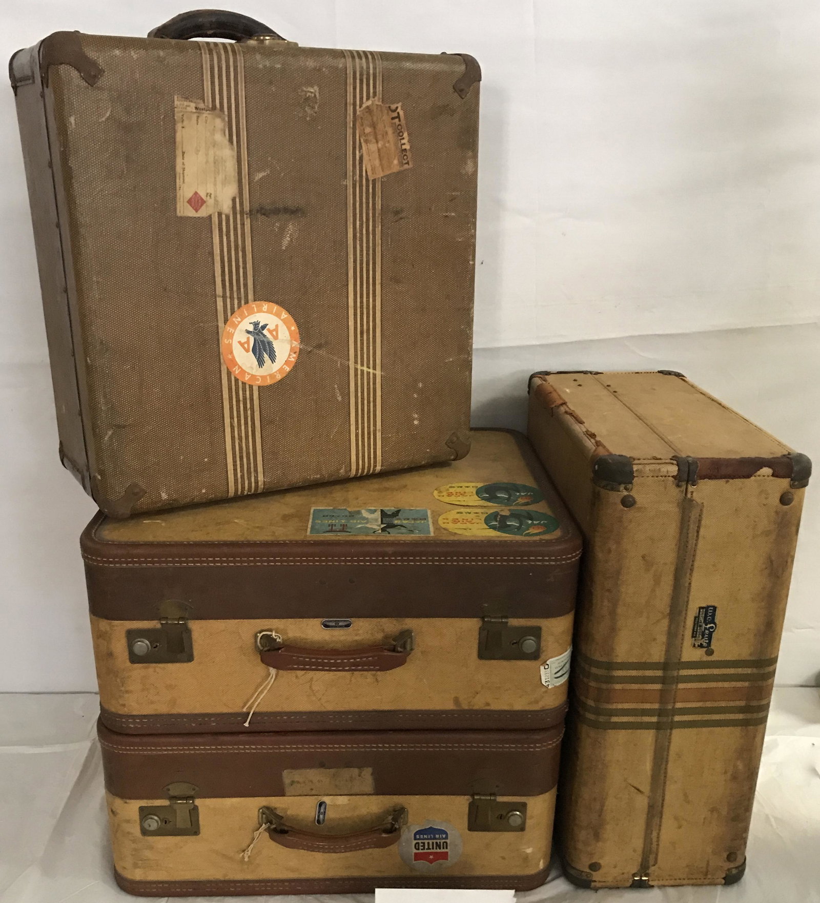 4 classic pcs of luggage: 4 classic pcs of luggage