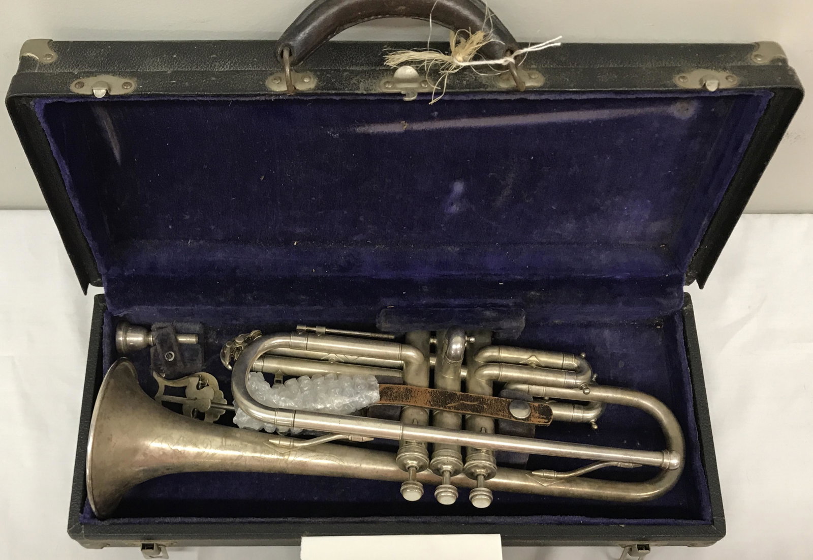 Silvered Trumpet: Silvered Trumpet
