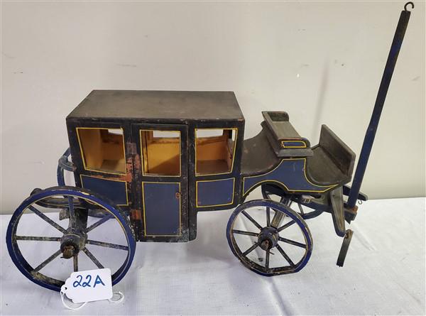 21" Coach in blue paint: 21" Coach in blue paint