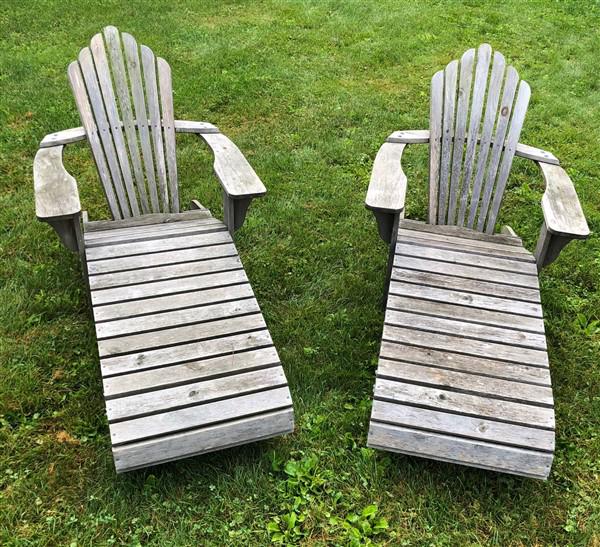 2 Garden Chaises: 2 Garden Chaises