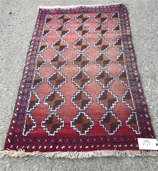 Persian Mat 2'9"x4'8" (1 of 1)