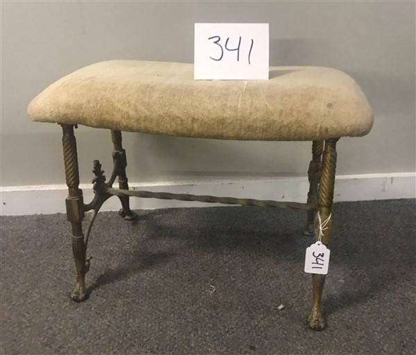 Iron Victorian Bench (1 of 1)