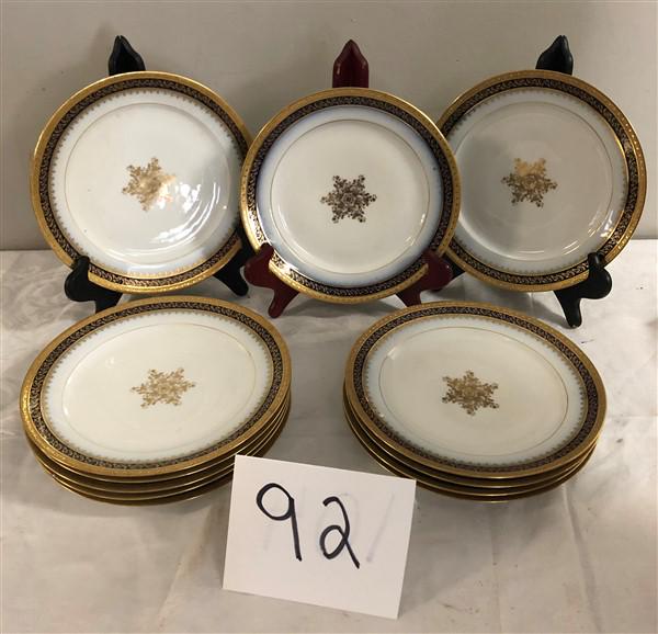 12 Fine 9.5" French Limoges Dinner Plates (1 of 4)