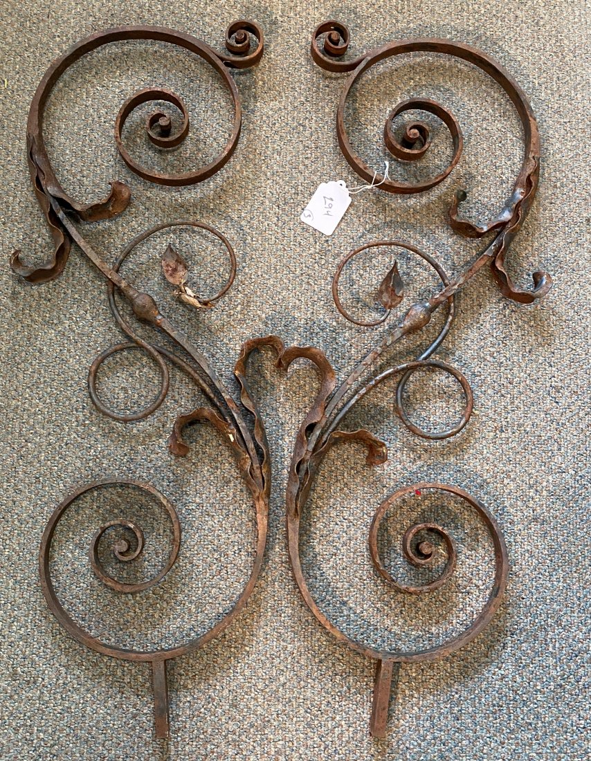 2 Iron Wall Brackets: 2 Iron Wall Brackets12"w x 34"h