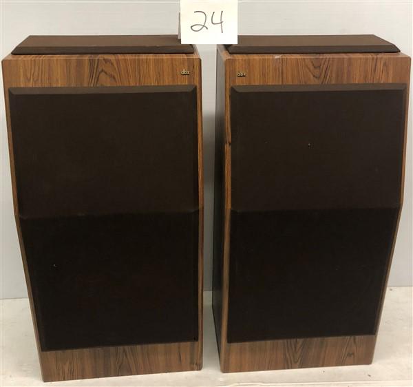 Pr. of 36" DBX Speakers: Pr. of 36" DBX Speakers