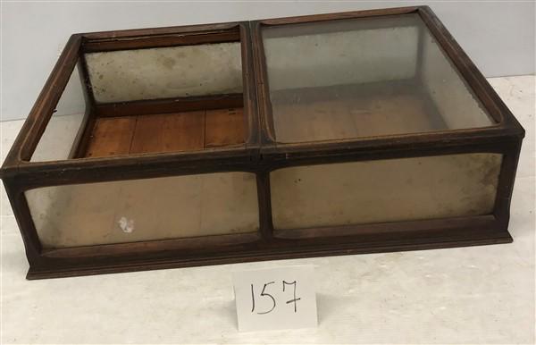 Counter Top Display Case- Missing One Glass (1 of 3)