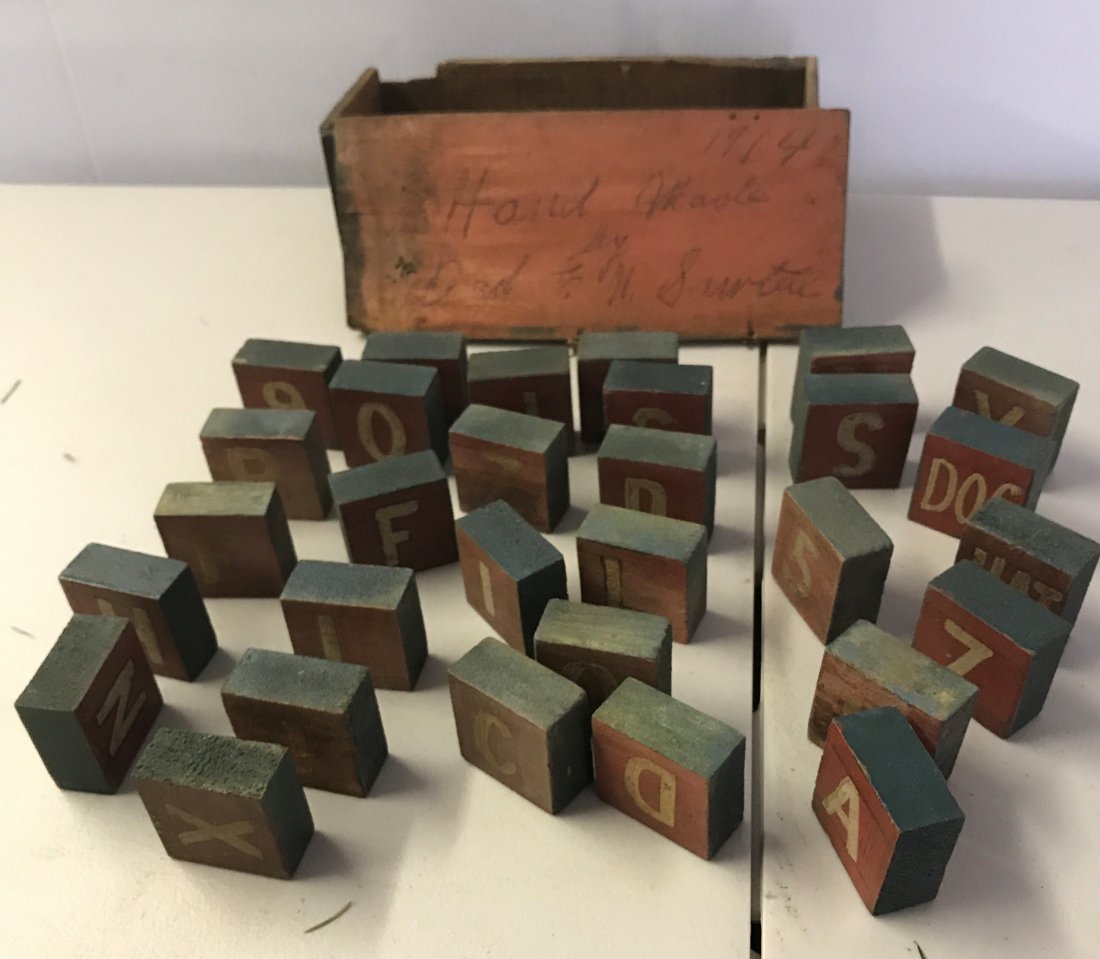 Early toy wooden blocks (1 of 4)