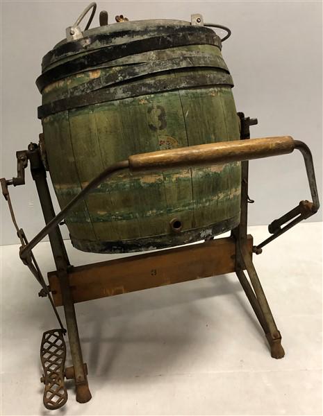 Apple Green Painted Churn 18" Round 20"h & Stand (1 of 9)