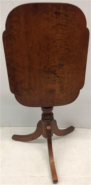 Curly Maple Antique Tilt-Top Stand (1 of 5)