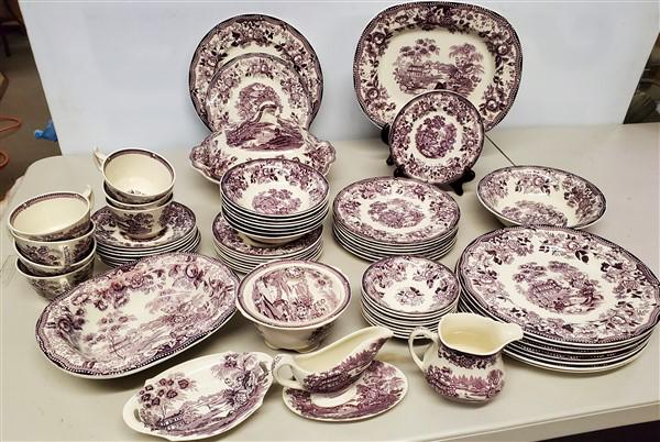 Set of Vintage English Mulberry China by Clarice Cliff: Set of English Mulberry China by Clarice Cliff