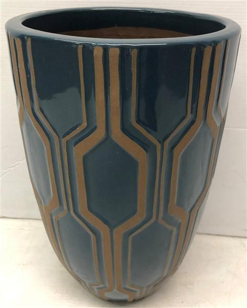 Arts & Crafts Style Pot: Arts & Crafts Style Pot
