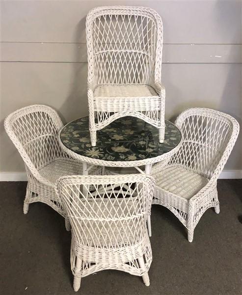 Antique Wicker Table and 4 Chairs (1 of 6)