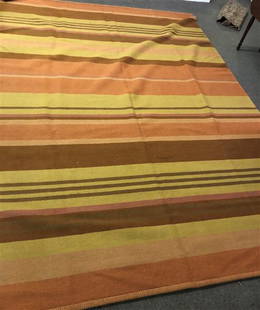 8'2"x11'3" Flatweave Rug: 8'2"x11'3" Flatweave Rug