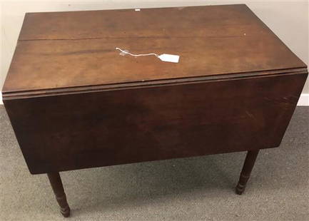 Drop Leaf Table: Drop Leaf Table