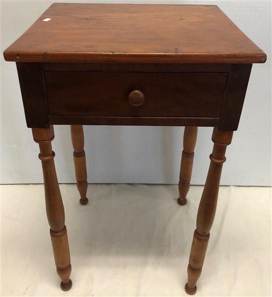 Slick Clean Antique American Stand (1 of 5)