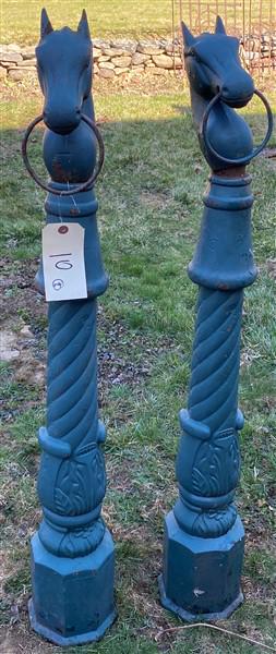 2 Cast Iron Hitching Posts (1 of 4)