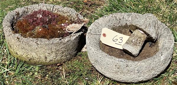 2 Stone Planters/ Stone Mushroom (1 of 2)