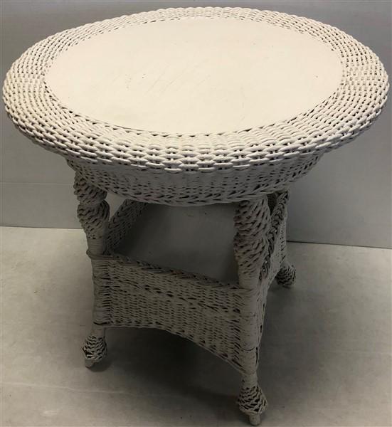 Round Wicker Table (1 of 4)